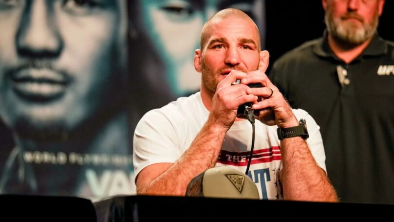 אלוף ה-UFC שצחק על ישראל - ושילם על כך ביוקר