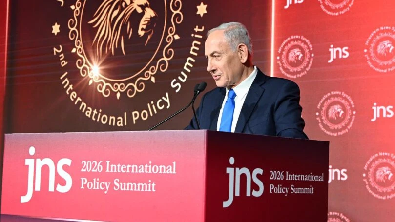 משיב לטראמפ? נתניהו נואם לראשונה באנגלית מאז מזכר ההבנות