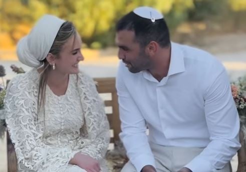 "והפכתי אבלם לששון": אלמנתו של סרן אורי שני נישאה למפקדו