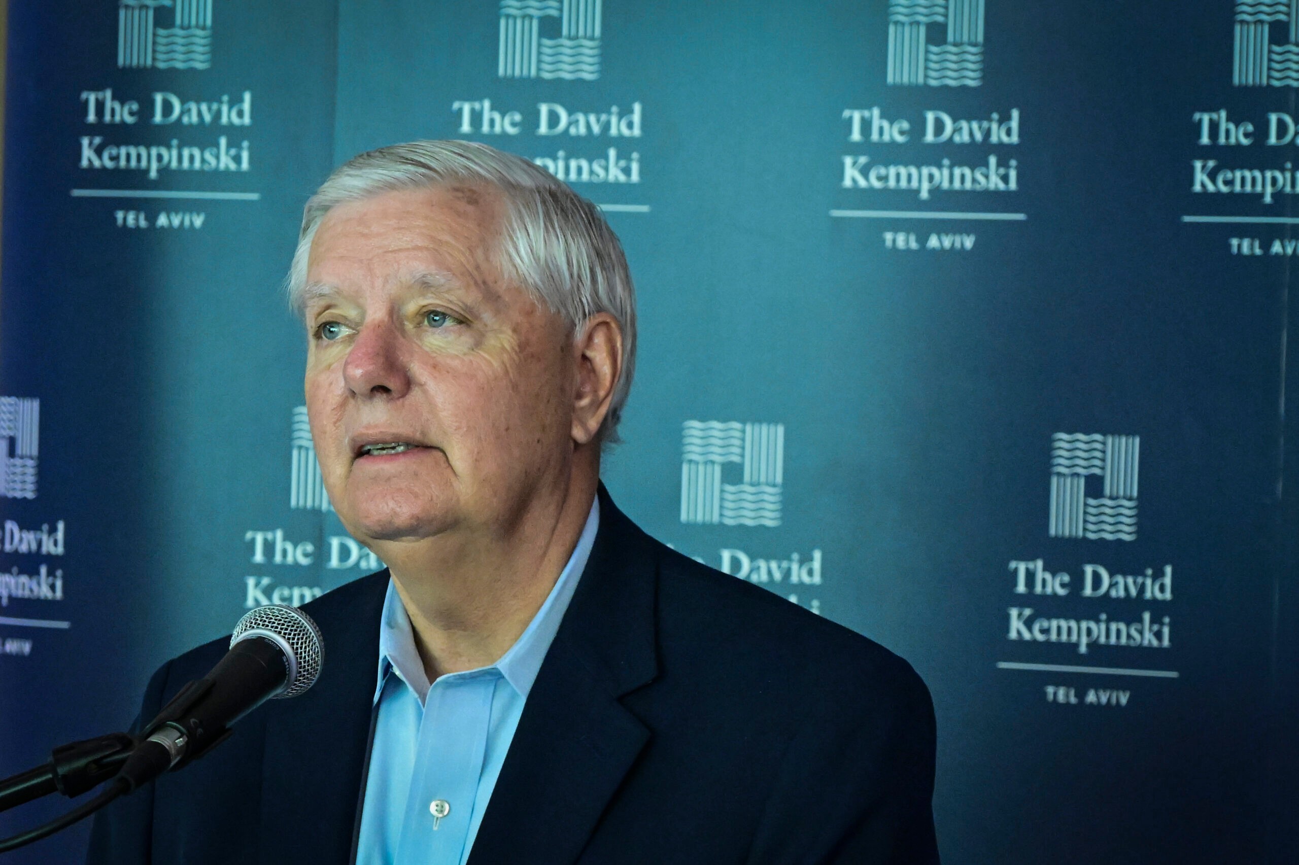 Lindsey Graham's Final Phone Call: 'Chest Pains'