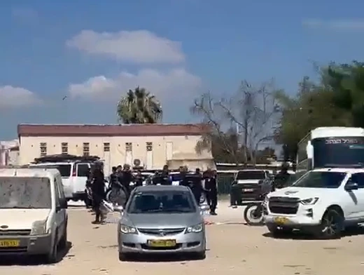 ניסיון פיגוע בלוד: מחבל ניסה לדקור לוחם יס"מ - ונוטרל במקום