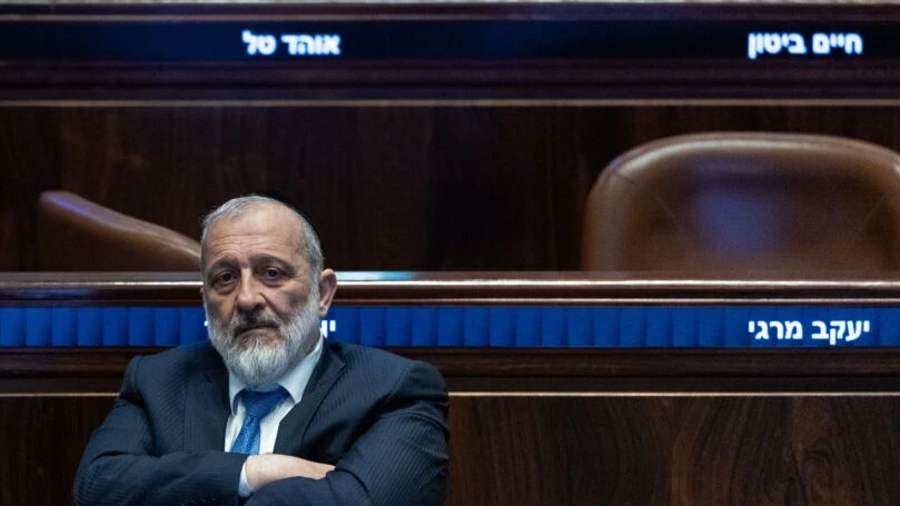 אבישי בן חיים מסביר מה עומד מאחורי המפלה של דרעי בתוך ש"ס