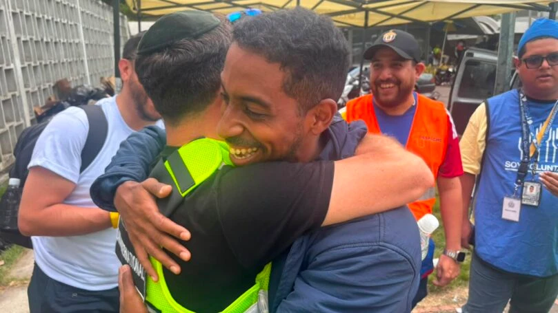 במקום הכי לא צפוי: המשלחת הישראלית מרגשת את אזרחי ונצואלה