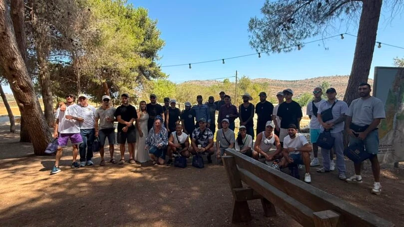 כ-2 מיליון עוקבים: כוכבי MMA ביקרו בשילה הקדומה