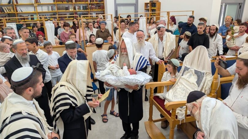 ברית מילה לנכדו של השר סמוטריץ'. צילום: ללא קרדיט