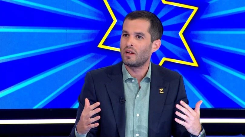 יקי אדמקר: "השמאל ירדוף את זיני בגלל הכיפה שעל ראשו"
