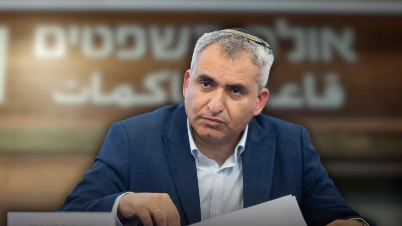 סדקים בתיק 2000: אלקין חשף - זה מה שקרה באמת בחדרים הסגורים