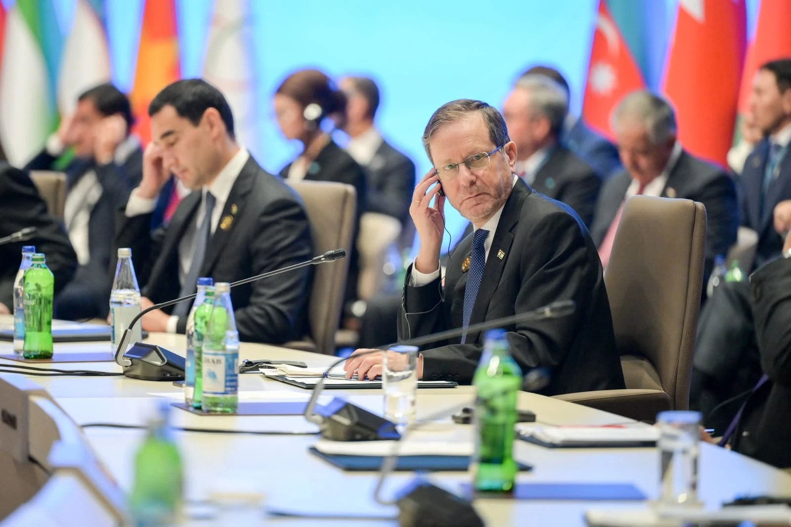 Herzog Calls for Mideast Peace at Summit Attended by Hostiles