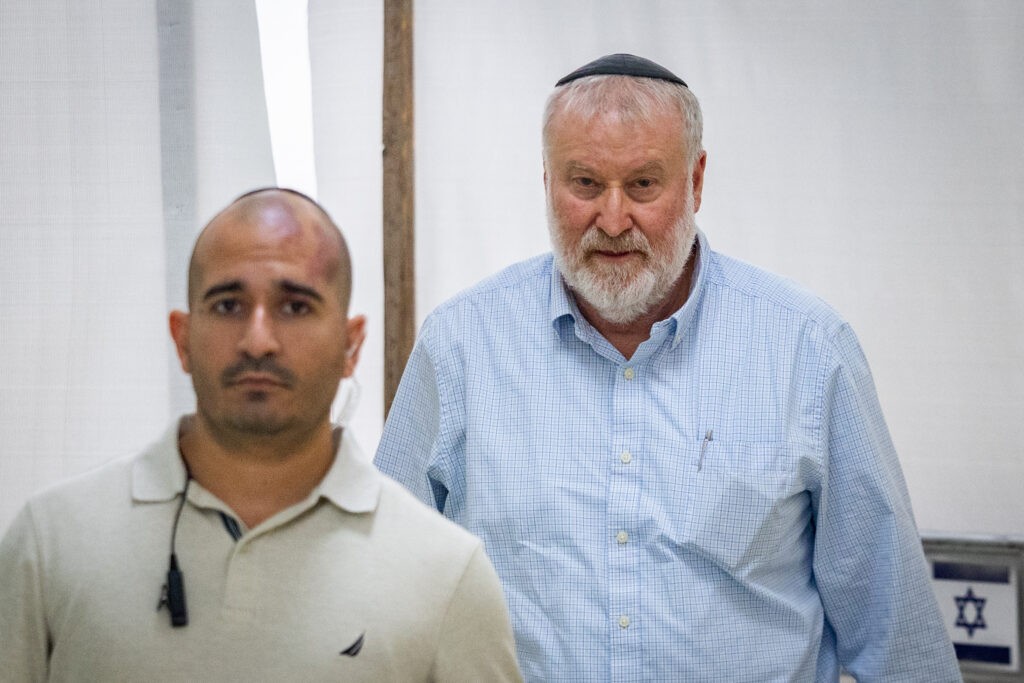 Former AG Admits Illegal Wiretaps in Netanyahu Cases