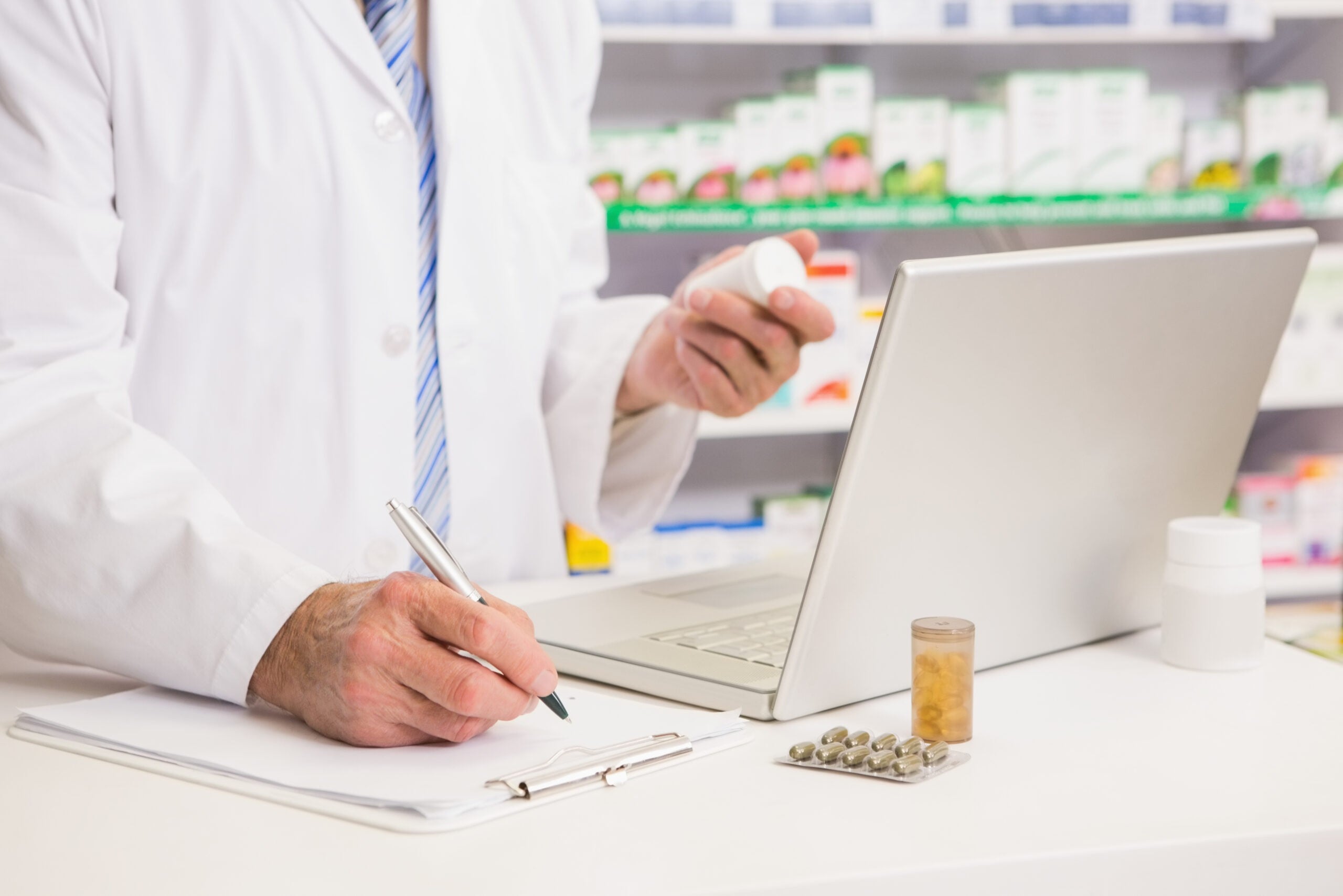 Pharmacy Student Accused of Planning Poison Attacks on Jews
