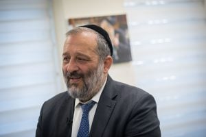 יישאר צהוב. דור מיכה. צילום: האתר הרשמי של מכבי ת"א