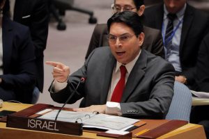 יוסי דגן בלווית בן גל הי"ד. צילום: הלל מאיר, TPS