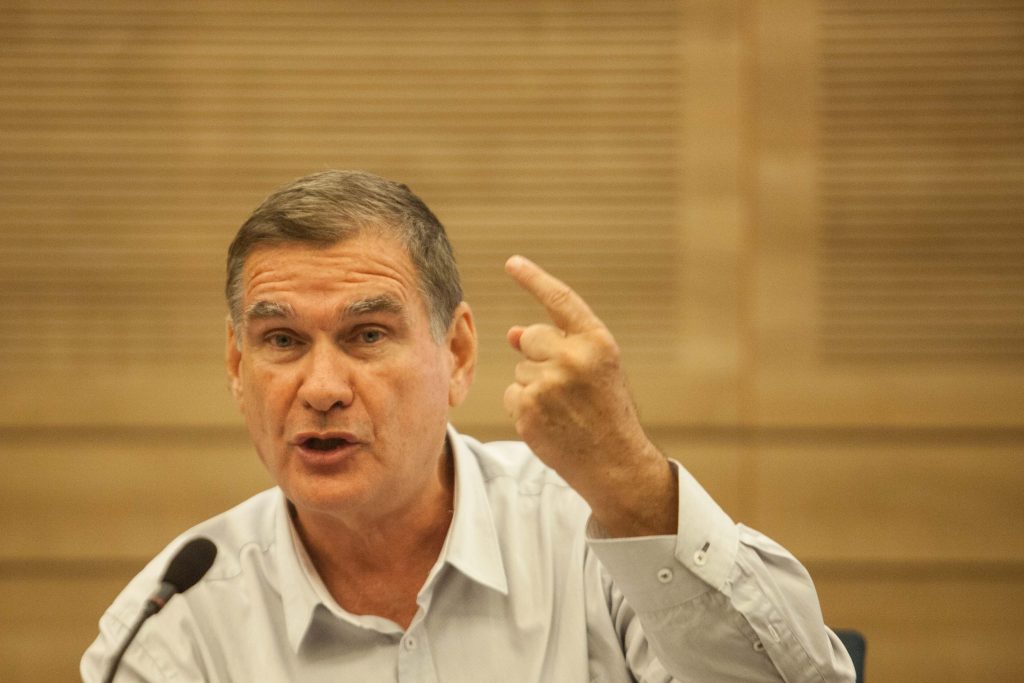 חיילת בים המלח באוקטובר. צילום: פלאש 90