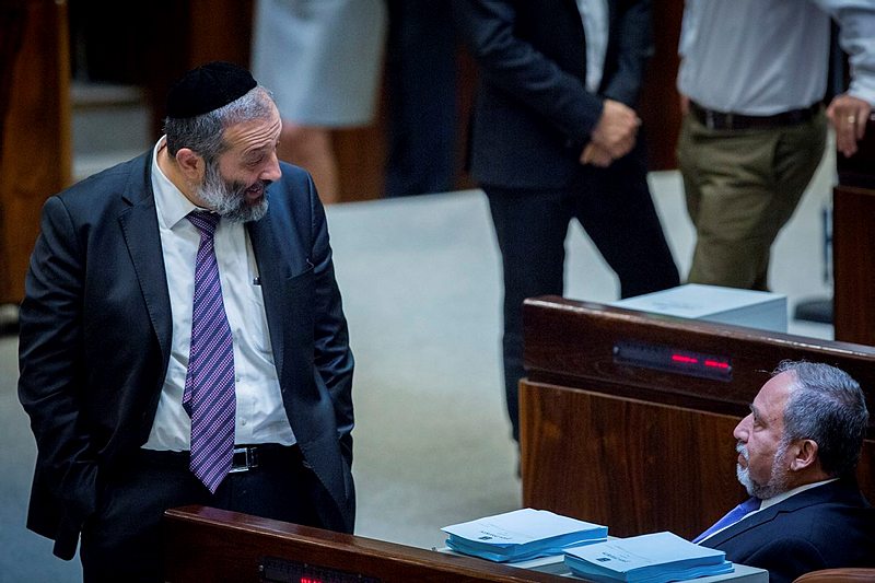 נמאס לו ממנו. דרעי וליברמן. צילום: פלאש90