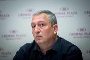 ÐÐ° Ð¸Ð·Ð¾Ð±ÑÐ°Ð¶ÐµÐ½Ð¸Ð¸ Ð¼Ð¾Ð¶ÐµÑ Ð½Ð°ÑÐ¾Ð´Ð¸ÑÑÑÑ: 1 ÑÐµÐ»Ð¾Ð²ÐµÐº, Ð±Ð¾ÑÐ¾Ð´Ð°