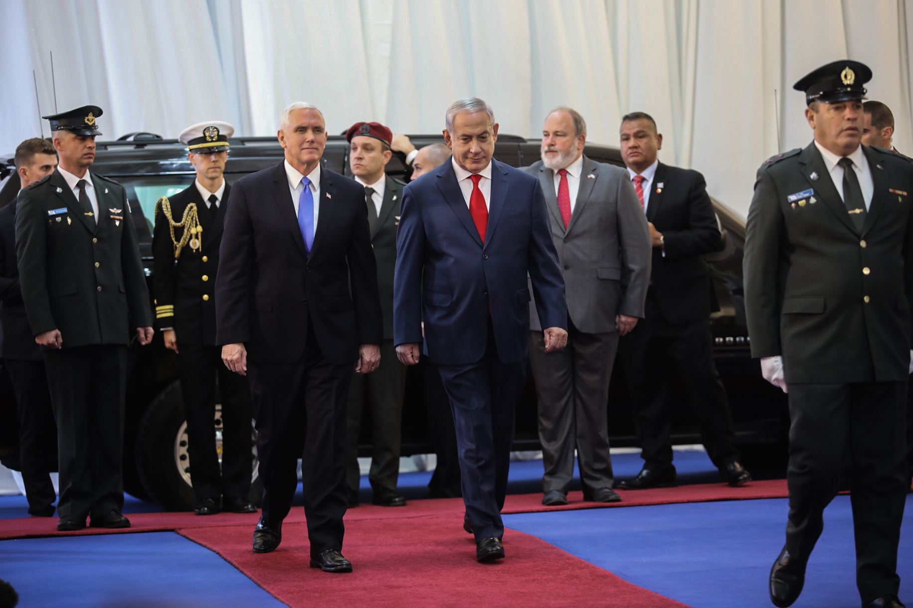 ראש הממשלה נתניהו וסגן הנשיא פנס בקבלת הפנים במשרד ראש הממשלה. צילום: הדס פרוש, פלאש 90