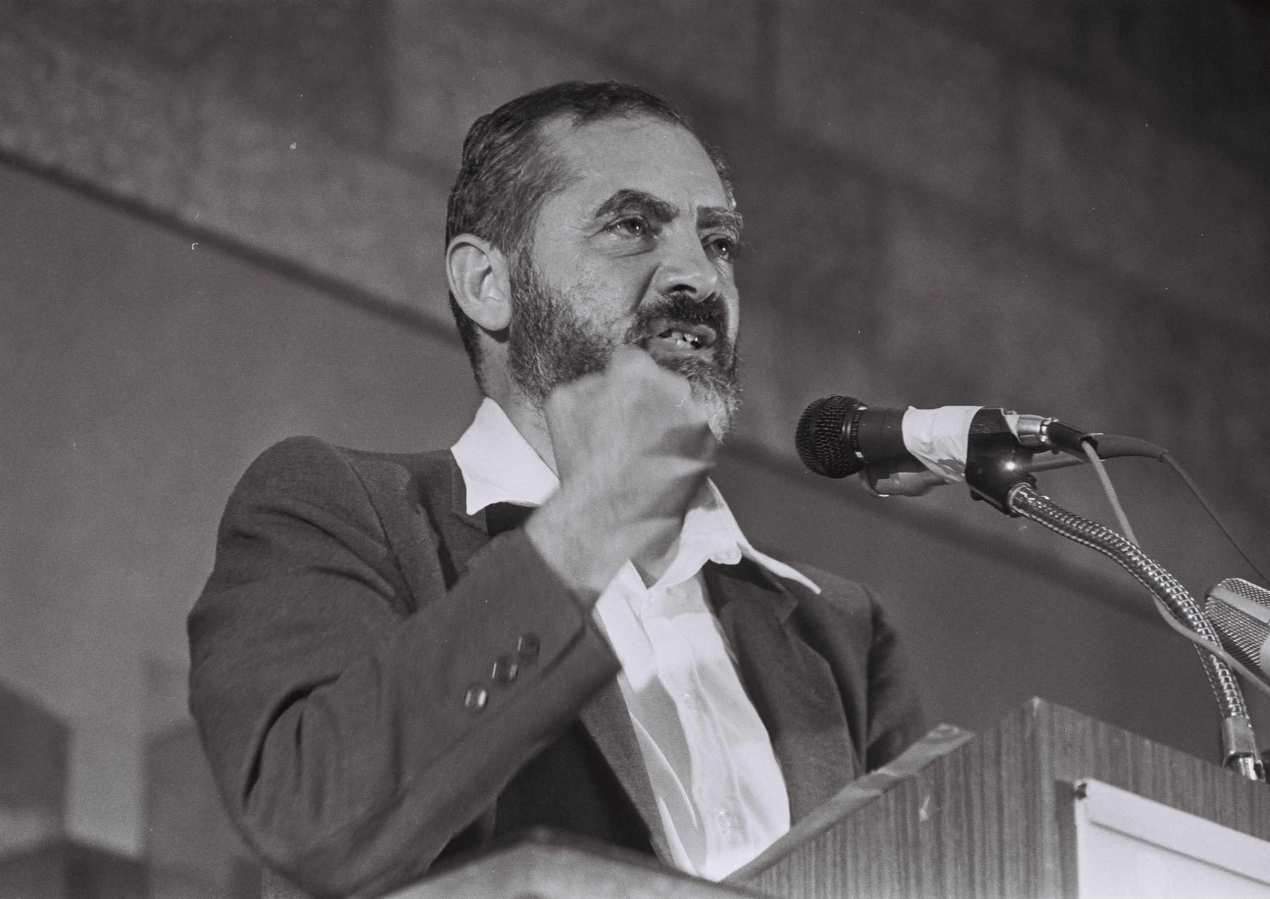 מצלמה בהיכל?