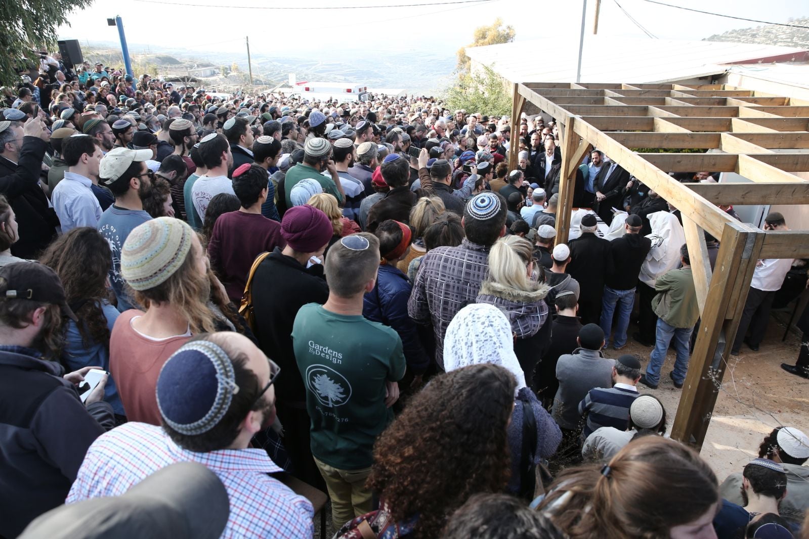 לווית הרב רזיאל שבח הי"ד. צילום: הלל מאיר TPS