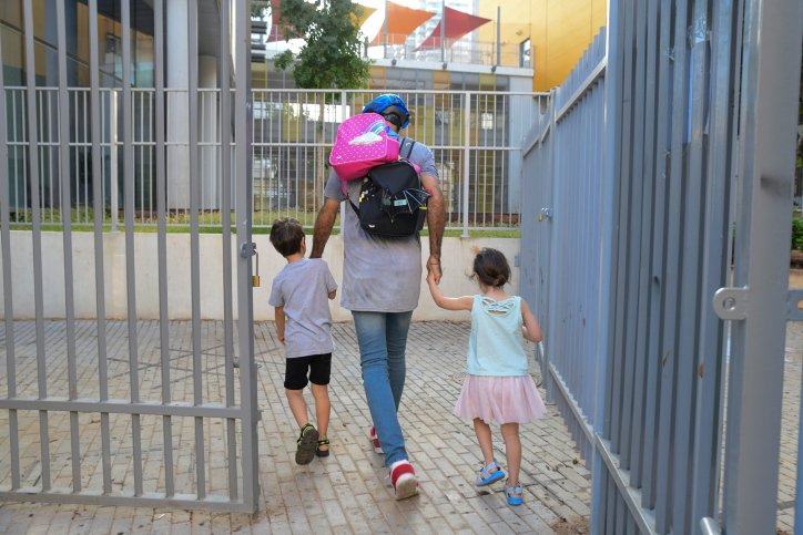 קורונה בית ספר כיתות גני ילדים סגר הגבלות משרד החינוך שביתה האם הלימודים ייפתחו מחר
