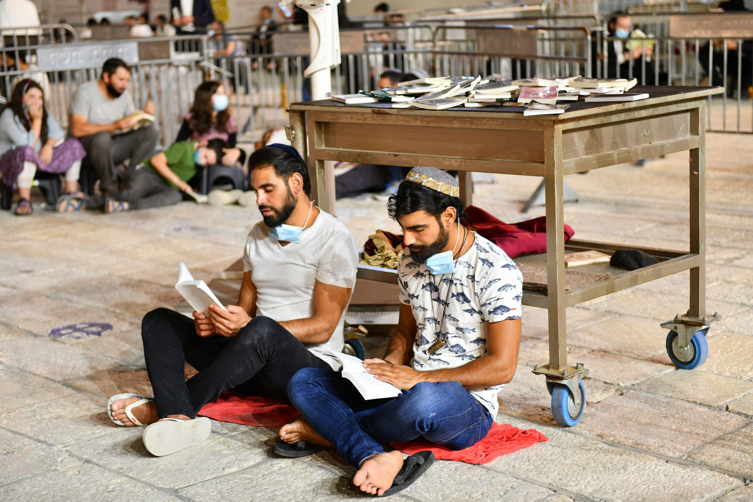 שעה יציאת הצום מתי יוצא הצום