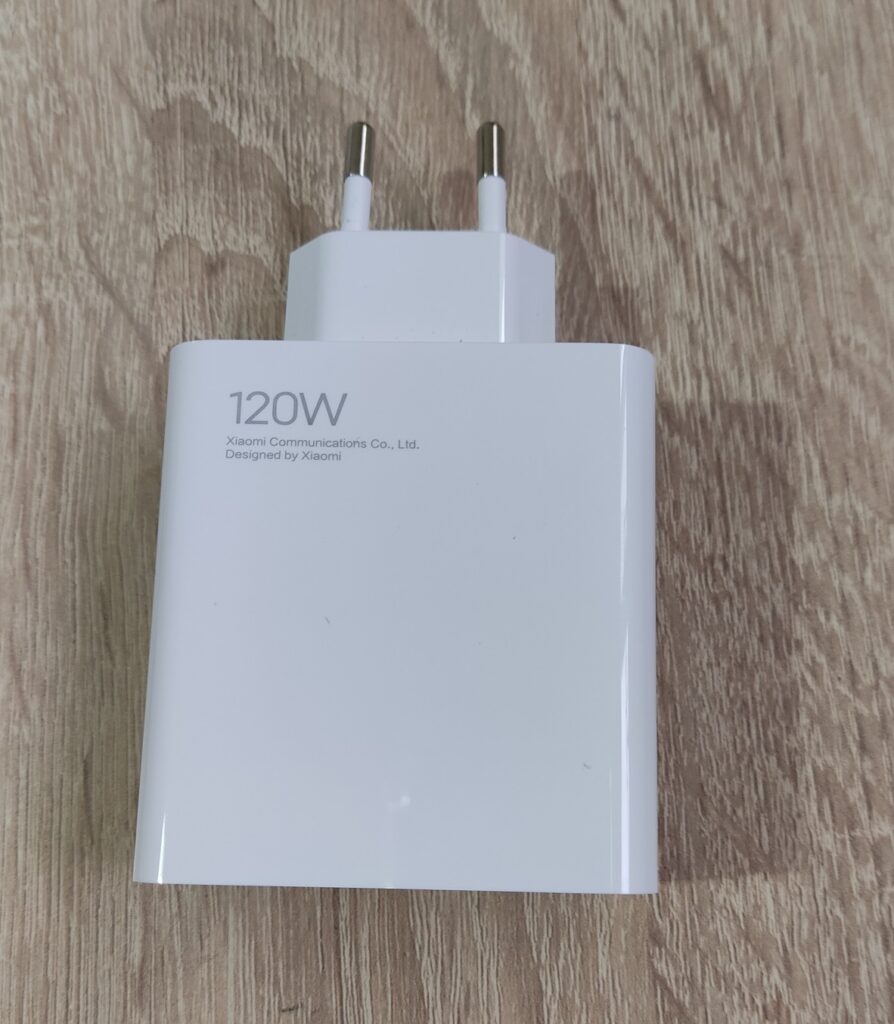 מטען 120W, מור בסן