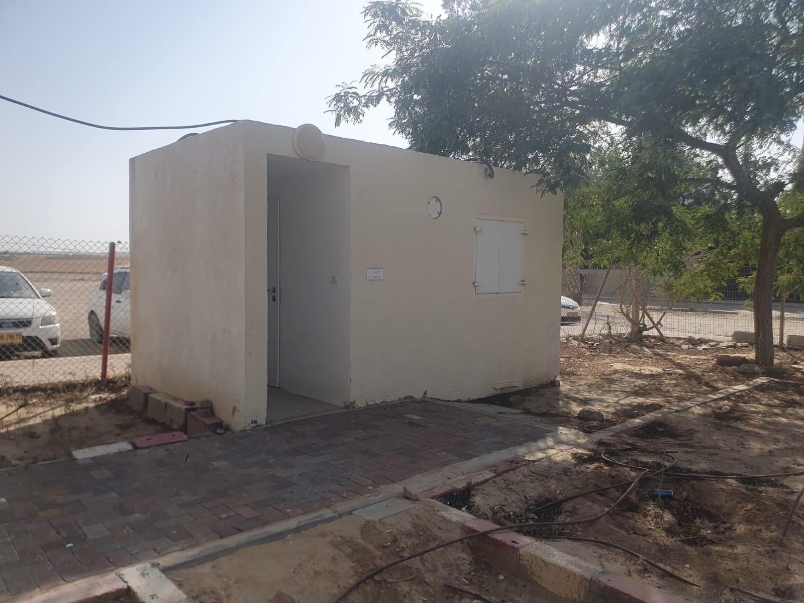 מיגוניות בפזורה הבלתי חוקית | צילום: רגבים