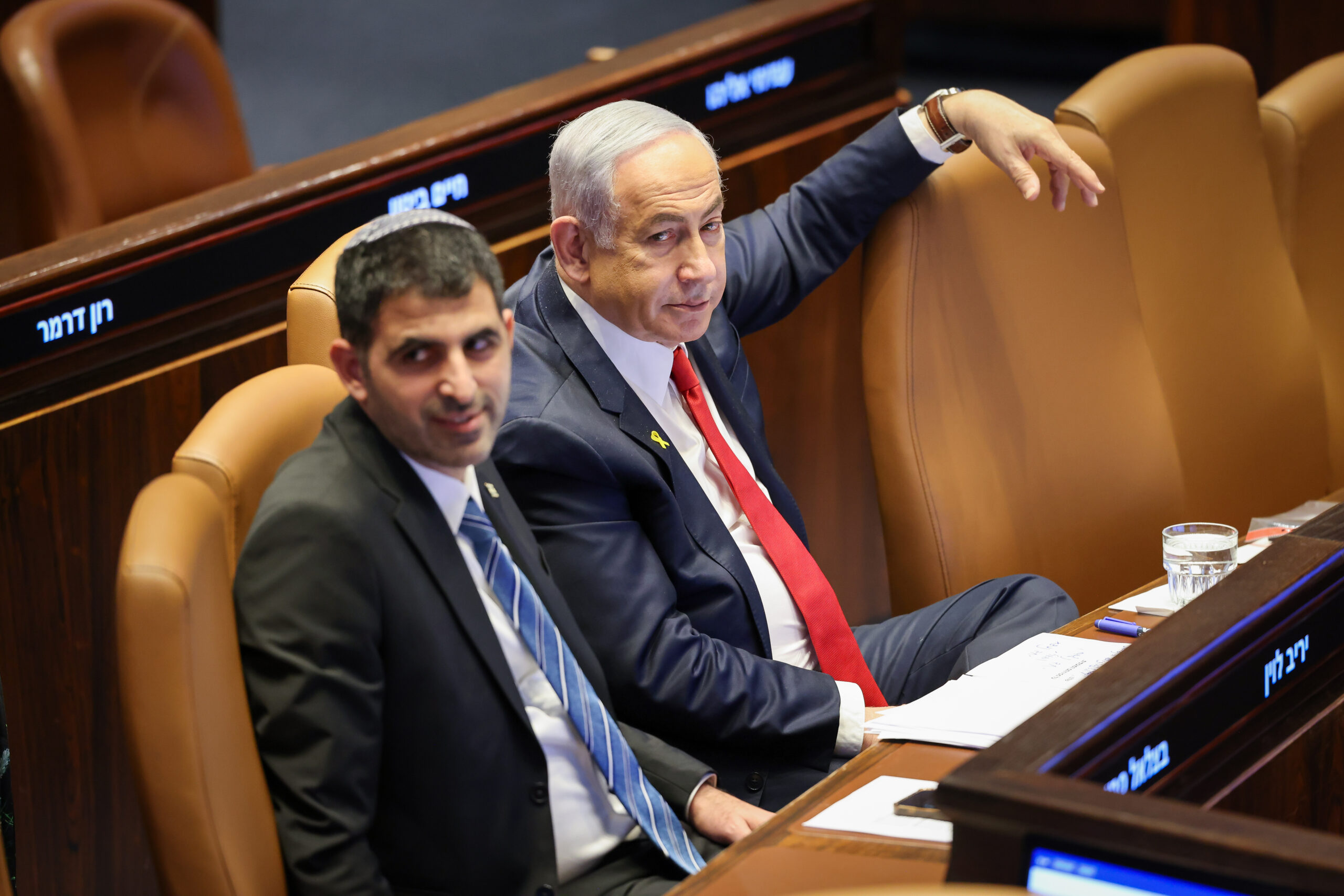 שלמה קרעי ונתניהו | צילום: נועם מושקוביץ, דוברות הכנסת