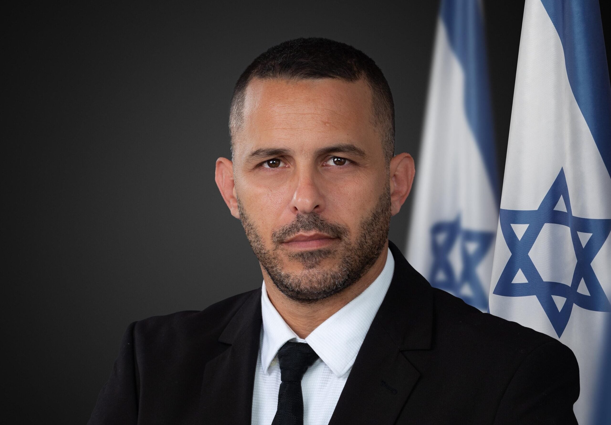 עו"ד רואי כחלון |