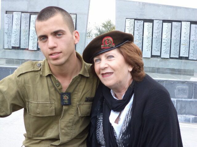 זהבה ובנה אורון שאול ז"ל |