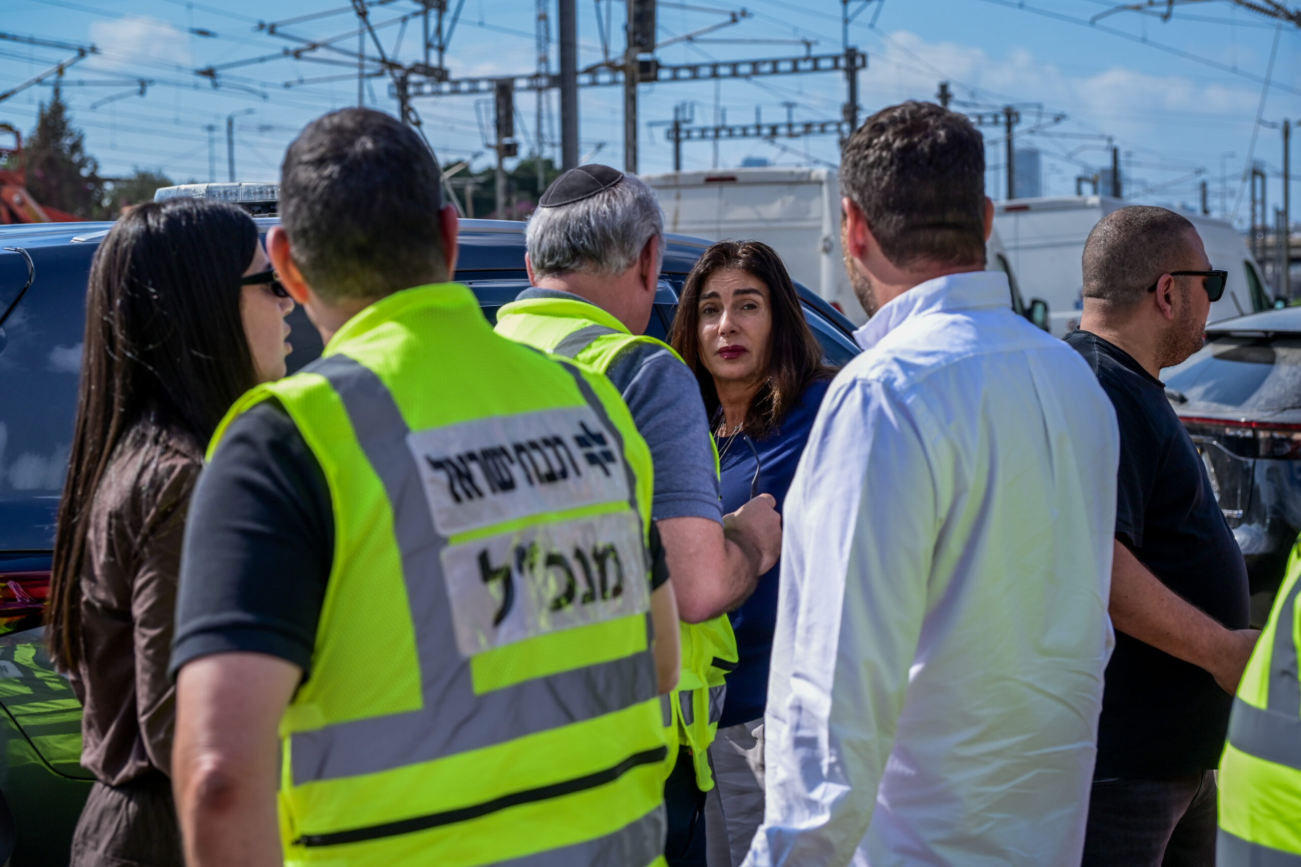 שרת התחבורה מירי רגב במסיבת עיתונאים לאחר התקלה ברכבת ישראל