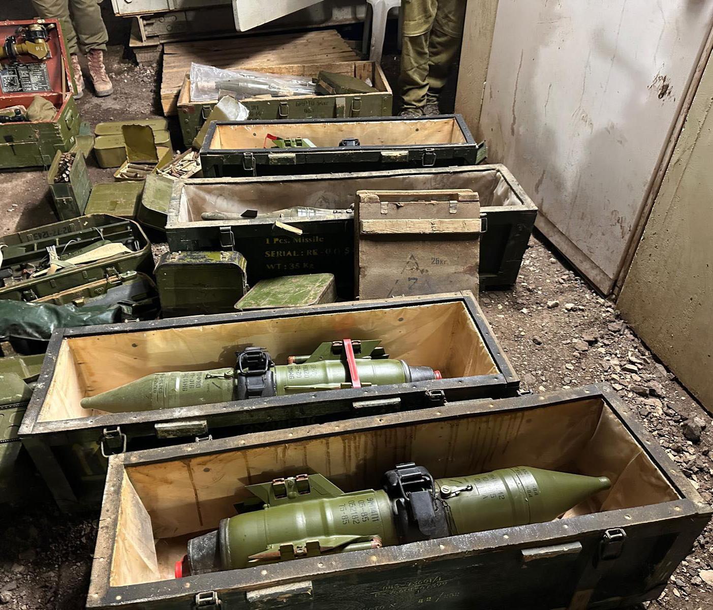 אמצעי לחימה שאותרו על ידי כוחותינו בפעילות בסוריה | צילום: דובר צה"ל