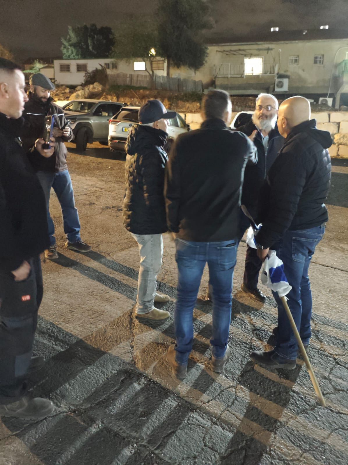 הרפתנים זועמים