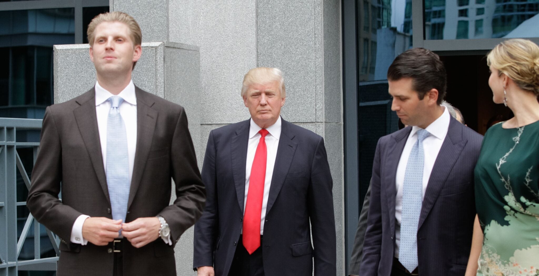 Detrás de la sonrisa de Trump: el acuerdo que genera interrogantes en Washington