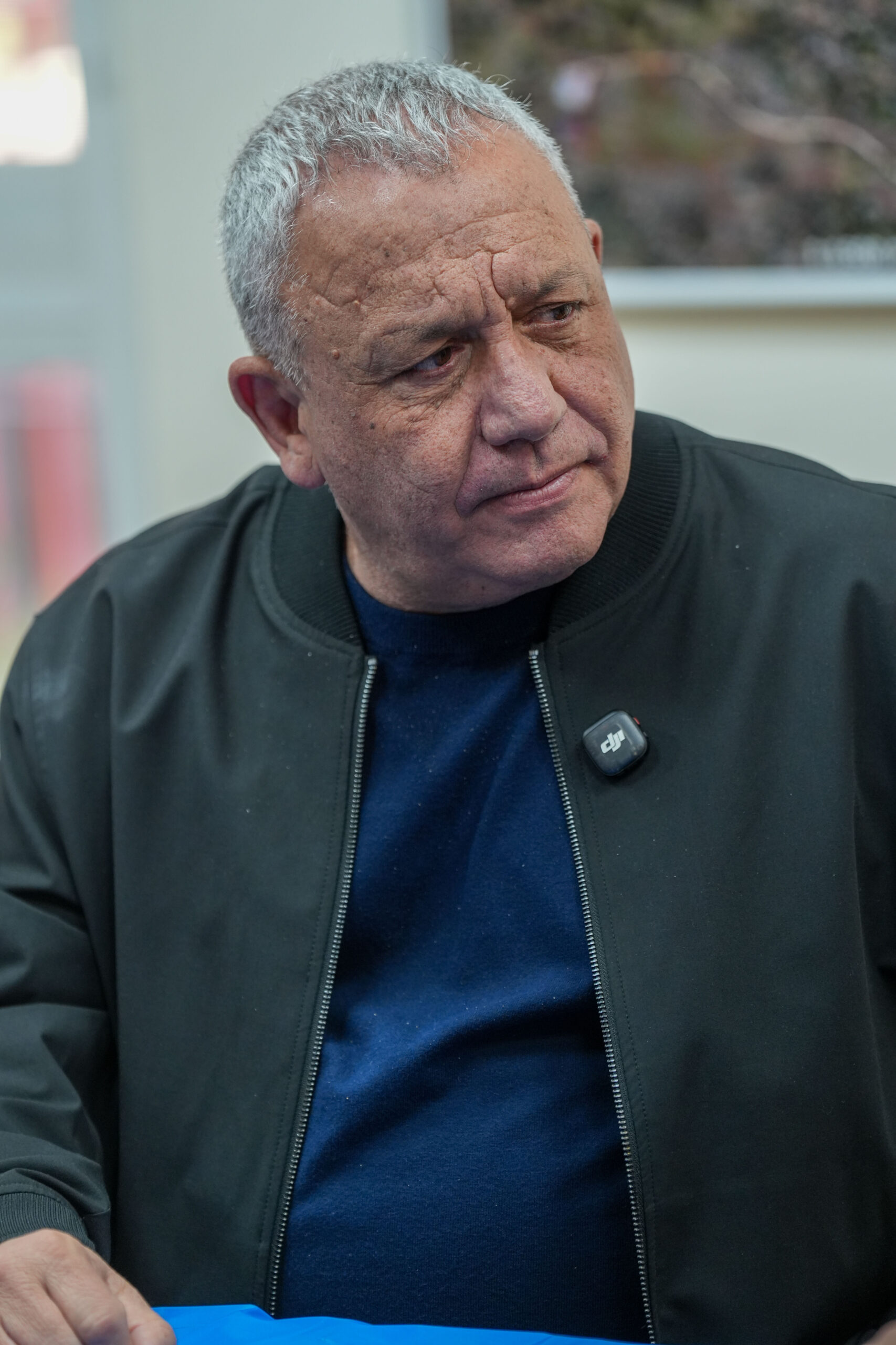 הרמטכ"ל לשעבר גדי אייזנקוט והאלוף לשעבר טל רוסו מבקרים בקיבוץ יפתח הסמוך לגבול ישראל עם לבנון, על רקע המלחמה המתמשכת עם איראן וחיזבאללה וירי טילים לעבר ישראל, 9 במרץ 2026.