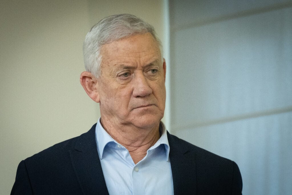 Gantz in unprecedented attack on Lapid: 'No place in public life'