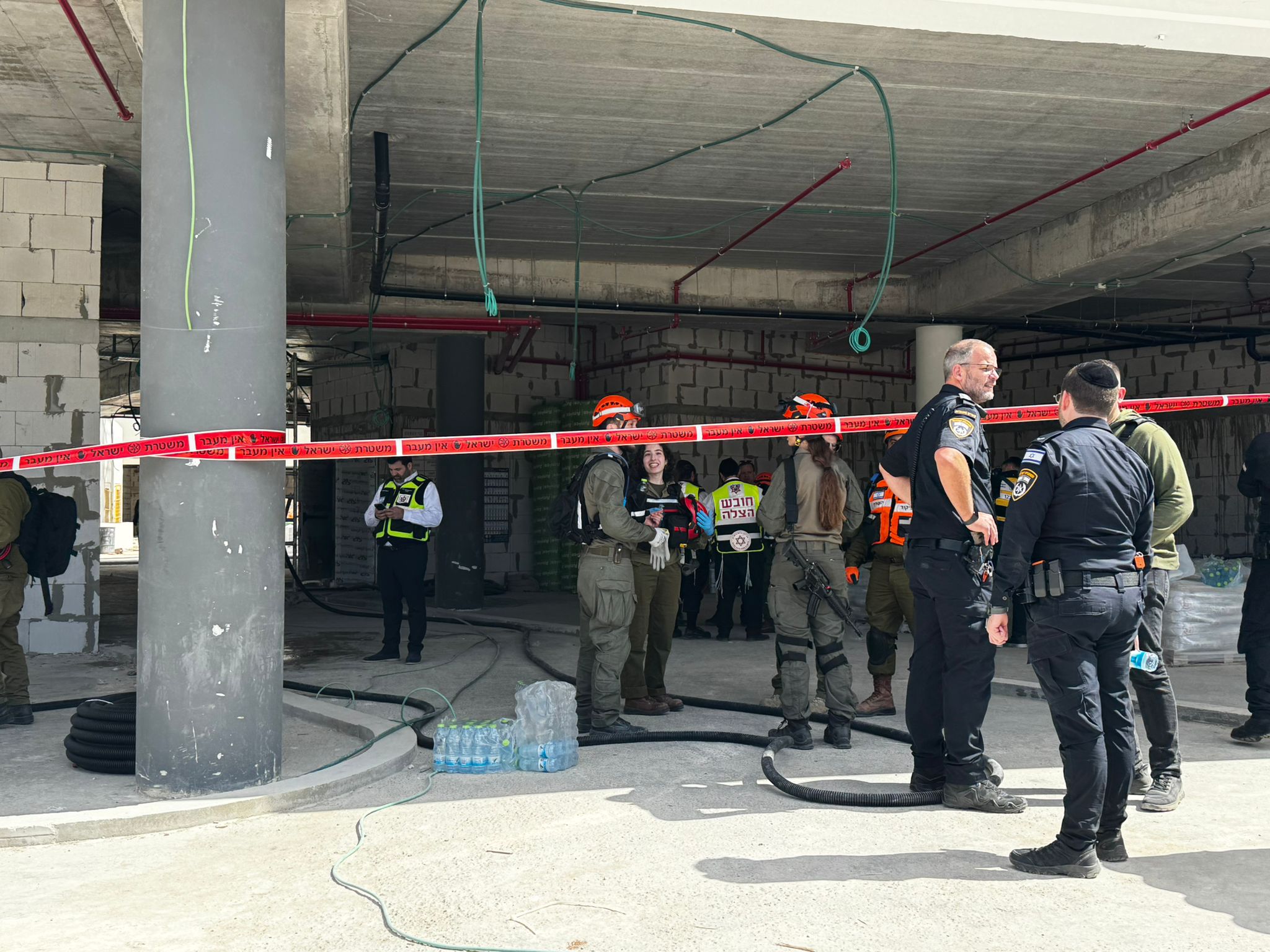 זירת הפגיעה במרכז הארץ | צילום: אלוני מור