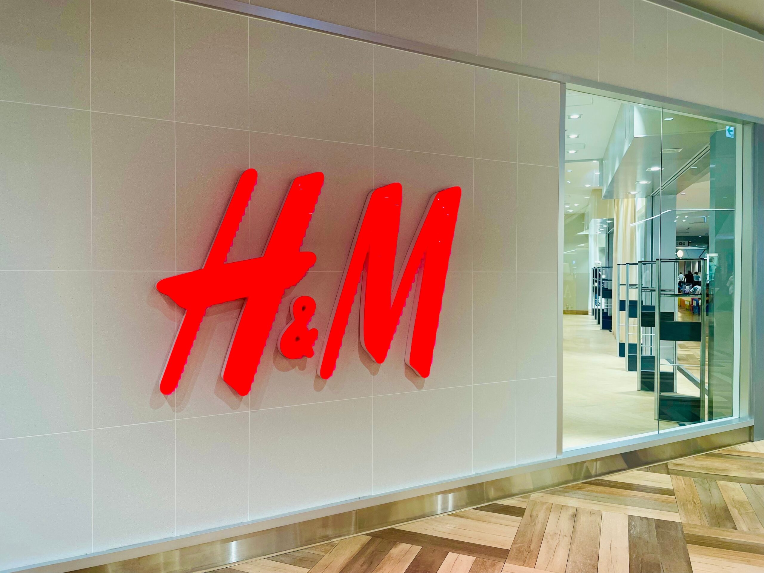 H&M