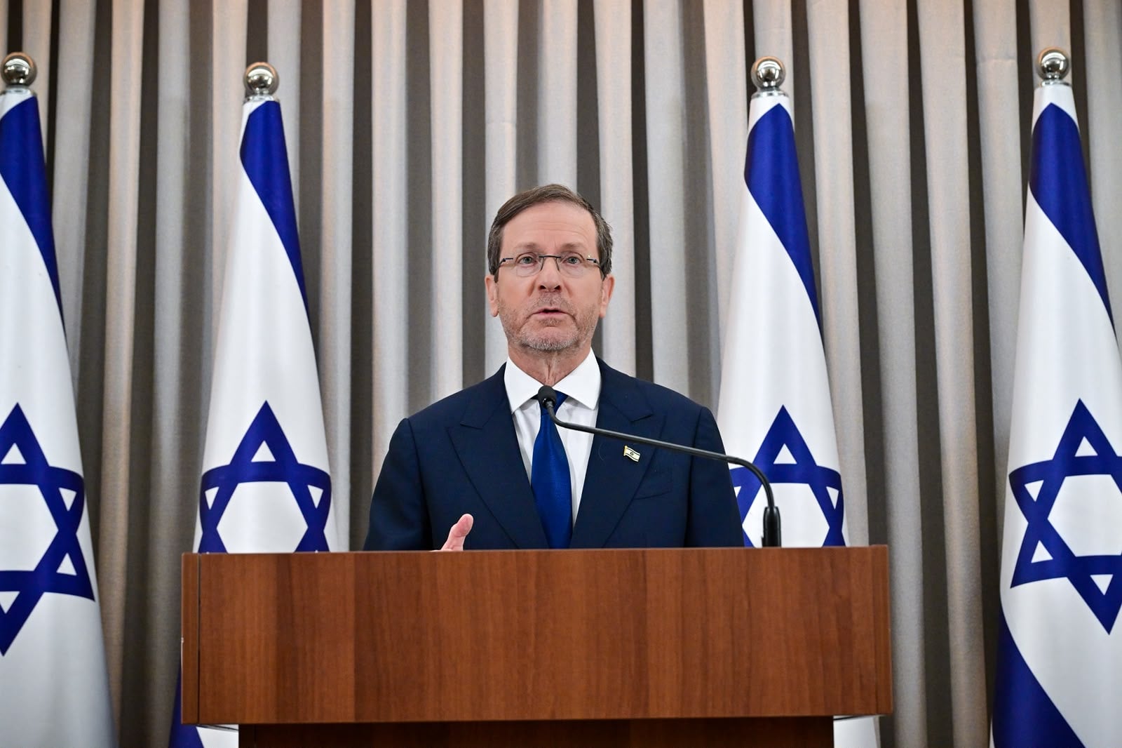 הרצוג חושף: השב"כ הציג לי איומים על טוהר הבחירות בישראל